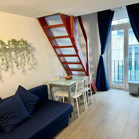 Cómodo y acogedor apartamento en Madrid Centro Exterior foto