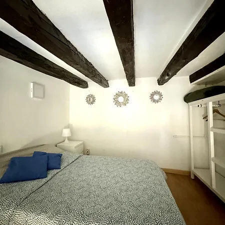 Cómodo y acogedor apartamento en Madrid Centro Exterior foto